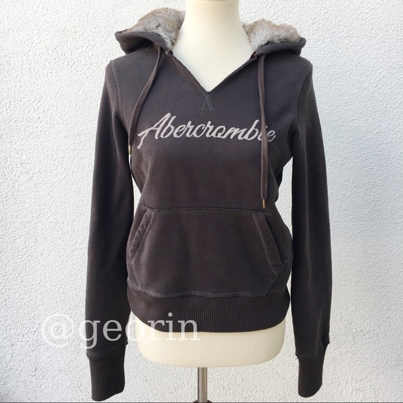 Abercrombie & Fitch Sweaters - Abercrombie Faux Fur Hoodie
